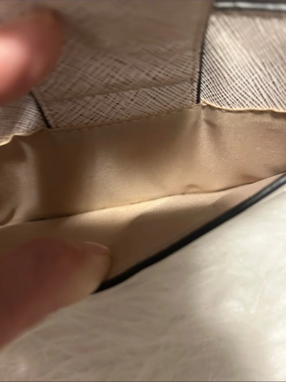 Tory Burch Cream Leather Wristlet with Gold Logo